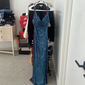 Cinderella Dvine sequined dress sz xs. Blue. Worn one time.